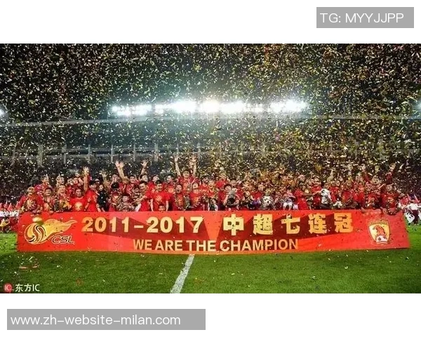 广州恒大与上海申花激战正酣谁能在中超赛场上笑到最后